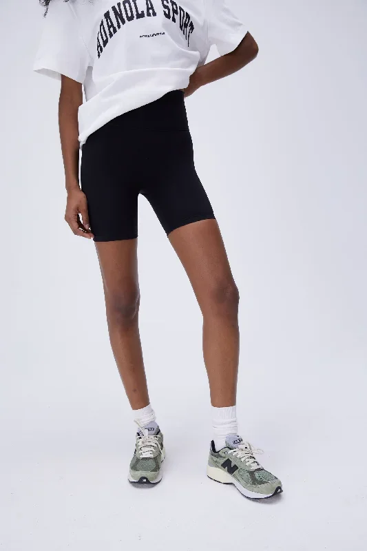 Ultimate Crop Shorts - Black