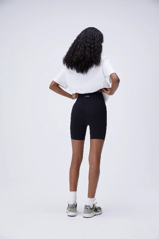 crop-short-black