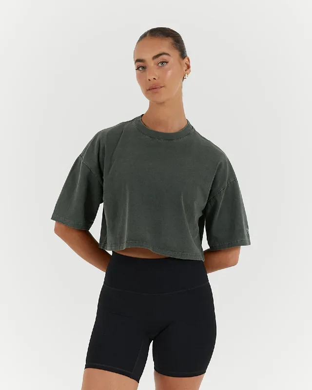 essentials-cropped-tee-faded-fern