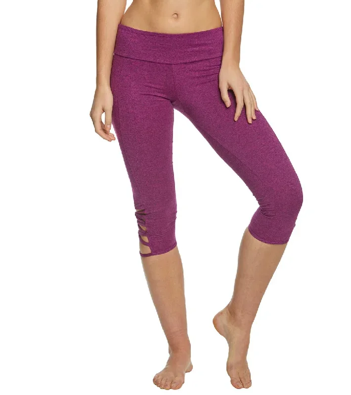 Onzie Weave Yoga Capris Magenta