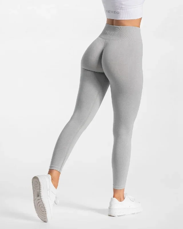 timeless-scrunch-leggings-hellgrau