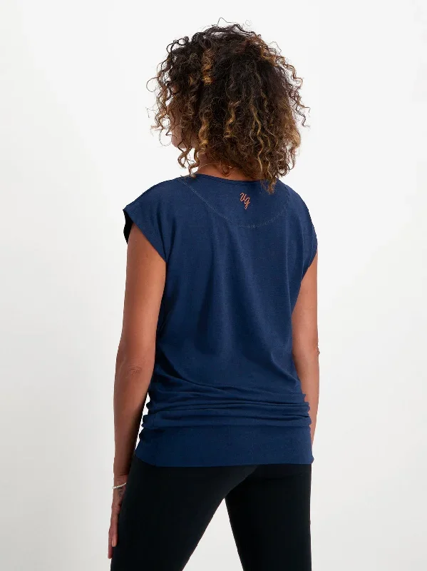 urban-goddess-asana-tee-midnight