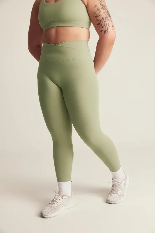 V Leggings (Full 24”) in Matcha Latte