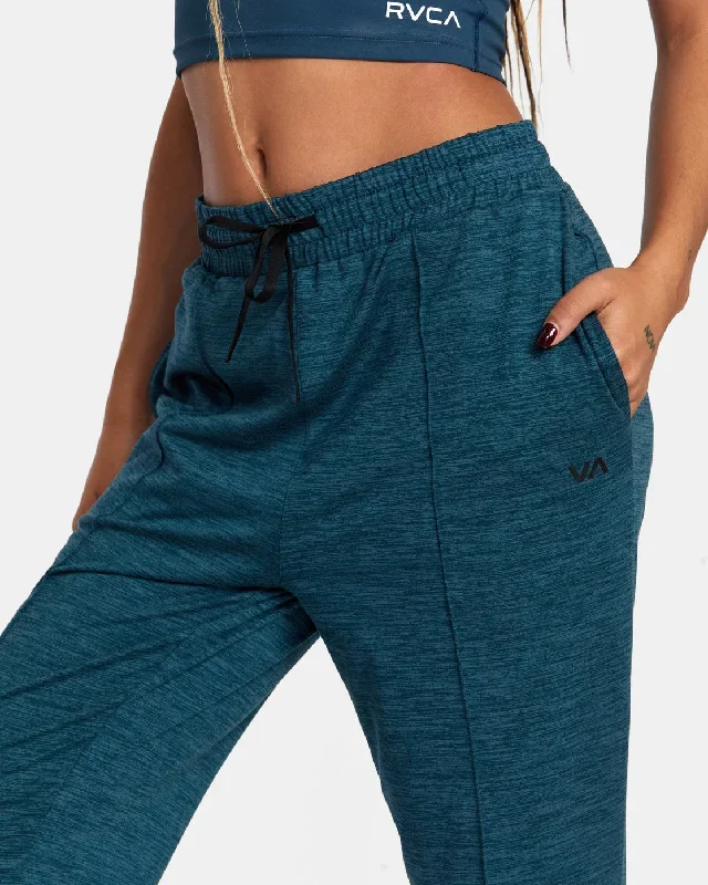 va-sport-c-able-joggers-pond