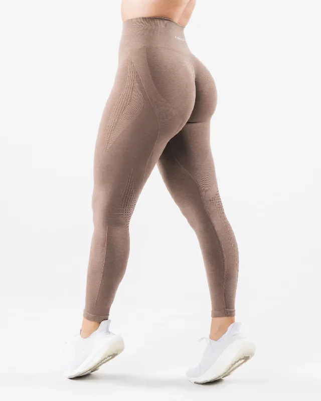 Amplify Contour Legging - Sand