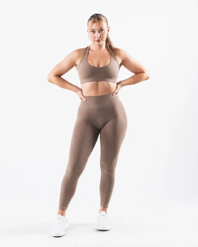 womens-amplify-contour-legging-sand