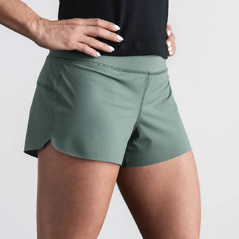 Women's Pace Short 3